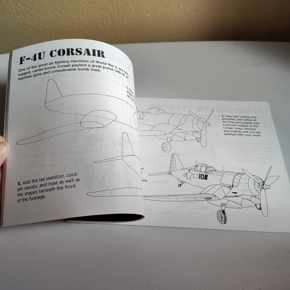 How To Draw Lot Of 5 Assorted Books -Cartooning, Airplanes, Horses & Animals - Picture 11 of 11
